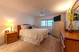 8814 W McNab Rd, Tamarac, FL 33321 - Photo 19