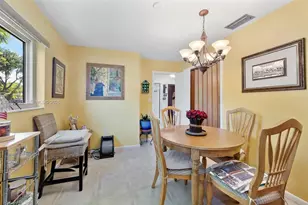 13776 Kendale Lakes Dr, Miami, FL 33183 - Photo 9