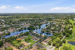 13776 Kendale Lakes Dr, Miami, FL 33183 - Photo 33