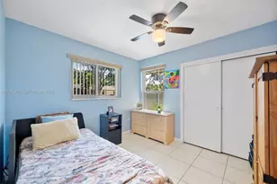 13776 Kendale Lakes Dr, Miami, FL 33183 - Photo 15