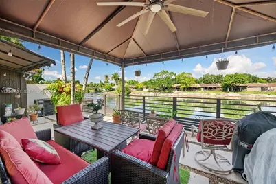 13776 Kendale Lakes Dr, Miami, FL 33183 - Photo 19