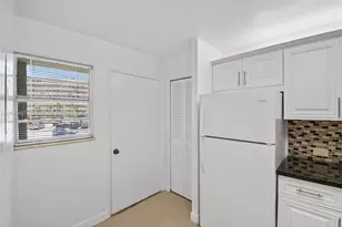 1710 NE 191st St, Miami, FL 33179 - Photo 17