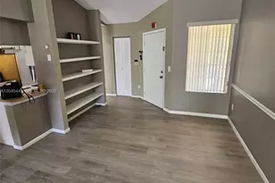 18306 NW 68th Ave, Hialeah, FL 33015 - Photo 19