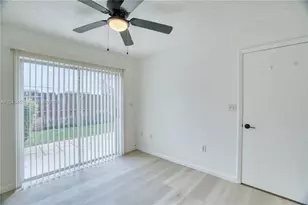10829 NW 3rd Ct, Pembroke Pines, FL 33026 - Photo 17