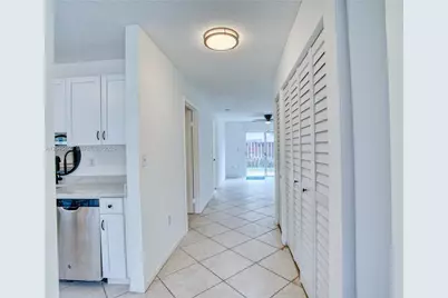 10829 NW 3rd Ct #B12L, Pembroke Pines, FL 33026 - Photo 7