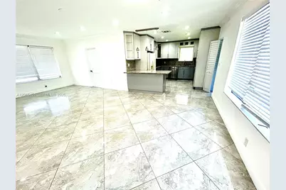611 NE 171st St, North Miami Beach, FL 33162 - Photo 9