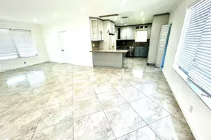 611 NE 171 St, North Miami Beach, FL 33162 - Photo 9