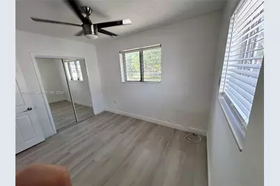 611 NE 171st St, North Miami Beach, FL 33162 - Photo 9