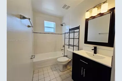 1627 NW 18th St #201, Miami, FL 33125 - Photo 11