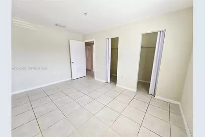1627 NW 18th St #201, Miami, FL 33125 - Photo 7