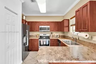 8887 SW 225th St, Cutler Bay, FL 33190 - Photo 17