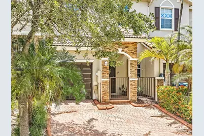 8887 SW 225th St, Cutler Bay, FL 33190 - Photo 3