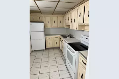 1750 James Ave #7K, Miami Beach, FL 33139 - Photo 9