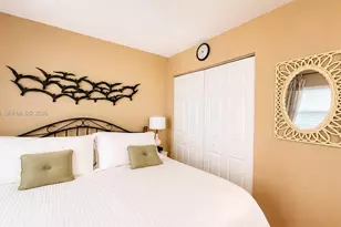 1151 SW 128th Terrace, Pembroke Pines, FL 33027 - Photo 17