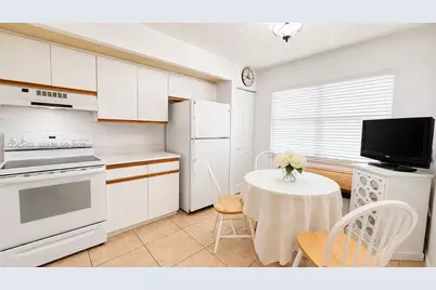 [Address not provided], Pembroke Pines, FL 33027 - Photo 9