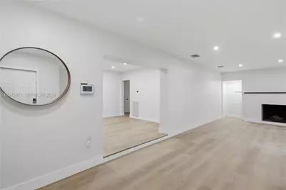 14325 NE 8th Ave, North Miami, FL 33161 - Photo 11