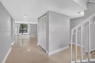 120 SW 96th Terrace, Plantation, FL 33324 - Photo 5
