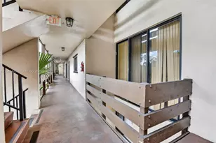 120 SW 96th Terrace, Plantation, FL 33324 - Photo 3