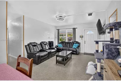 7331 Garfield St, Hollywood, FL 33024 - Photo 13