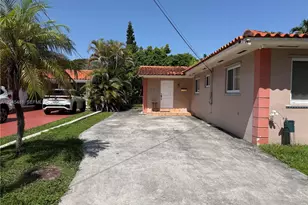 2862 SW 38th Ave, Miami, FL 33134 - Photo 3