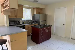 2862 SW 38th Ave, Miami, FL 33134 - Photo 7