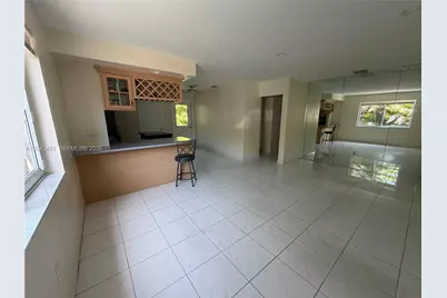 2862 SW 38 Ave #back, Miami, FL 33134 - Photo 5