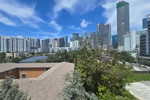 201 SW 17th Rd, Miami, FL 33129 - Photo 23