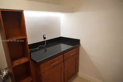 2880 Pine Tree Dr #2, Miami Beach, FL 33140 - Photo 17