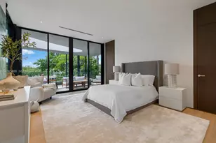 1015 S Southlake Dr, Hollywood, FL 33019 - Photo 25
