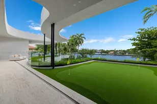 1015 S Southlake Dr, Hollywood, FL 33019 - Photo 19