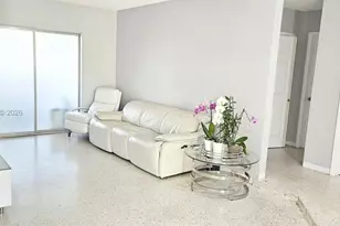 9721 SW 37th Terrace, Miami, FL 33165 - Photo 5
