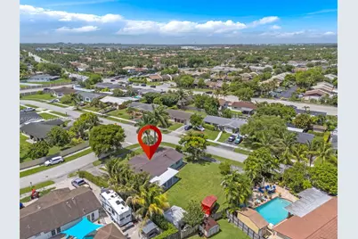 12061 SW 119th St, Miami, FL 33186 - Photo 19