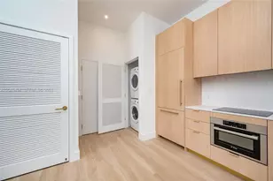 90 NE 32nd St, Miami, FL 33137 - Photo 11