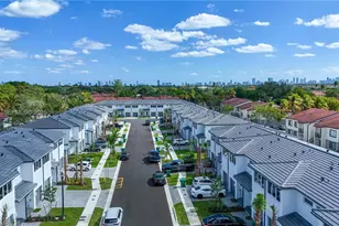 5125 SW 37th St, Pembroke Park, FL 33023 - Photo 13