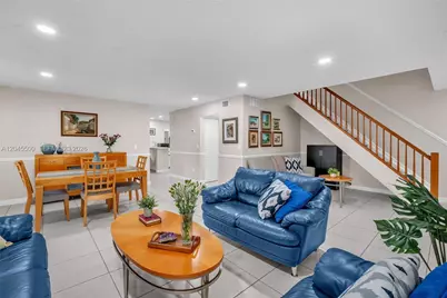 10060 SW 137th Ct, Miami, FL 33186 - Photo 9