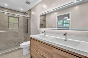10060 SW 137th Ct, Miami, FL 33186 - Photo 25