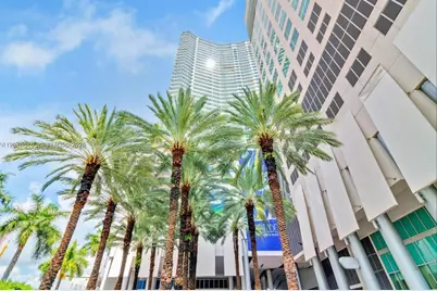 175 SW 7th St #1212, Miami, FL 33130 - Photo 9