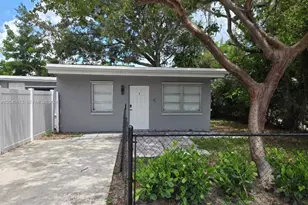 325 SW 14th Ct, Fort Lauderdale, FL 33315 - Photo 1