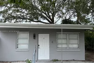 325 SW 14th Ct, Fort Lauderdale, FL 33315 - Photo 1