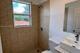 1051 NW 2nd St, Miami, FL 33128 - Photo 9