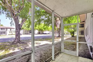 470 N Laurel Dr, Margate, FL 33063 - Photo 17
