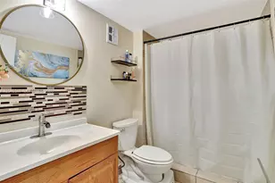 470 N Laurel Dr, Margate, FL 33063 - Photo 13