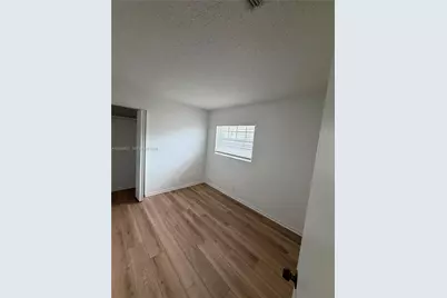 2551 NW 26th St, Sunrise, FL 33313 - Photo 11