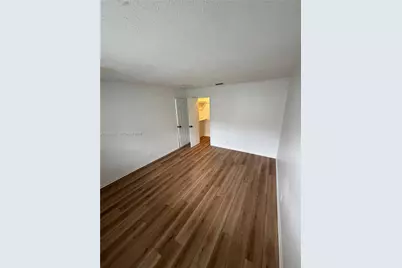 2551 NW 26th St, Sunrise, FL 33313 - Photo 19