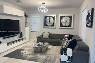 8719 W 33rd Ave, Hialeah, FL 33018 - Photo 11