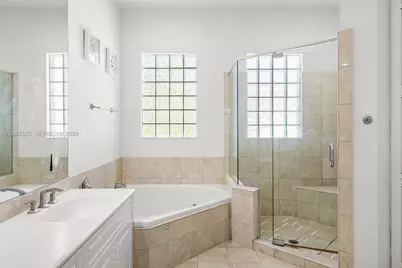 1549 Shoreline Way, Hollywood, FL 33019 - Photo 21