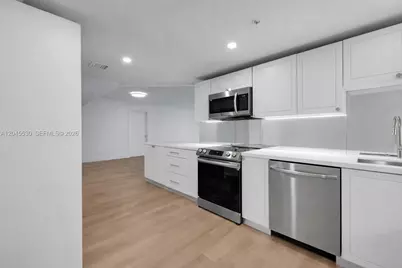 555 NE 34th St #2704, Miami, FL 33137 - Photo 11
