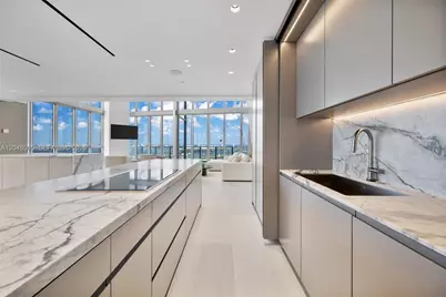 1100 Biscayne Blvd #3906, Miami, FL 33132 - Photo 13