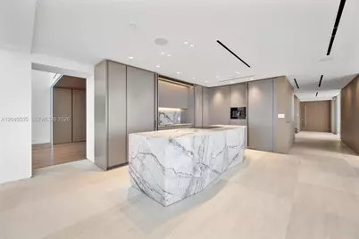 1100 Biscayne Blvd #3906, Miami, FL 33132 - Photo 17