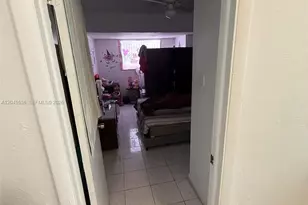 4211 SW 38th St, West Park, FL 33023 - Photo 15